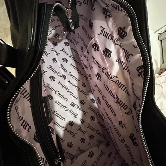 Juicy Couture Black Tote with Pink Charm - Picture 4 of 6